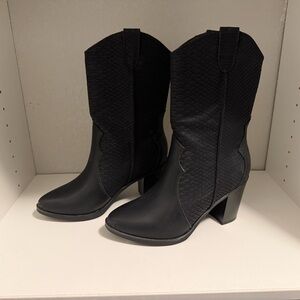 MIA Black Textured Western Block Heel Boots